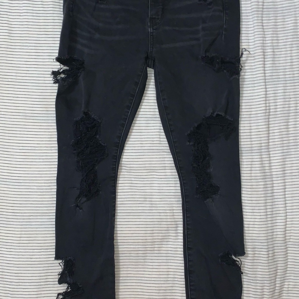 American Eagle Outfitters Black Distressed Skinny Jeans
